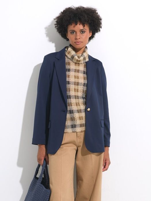 Dames shop the look van Kocca, Twinset, Zinda en Marrea Winter 2025 shoot 1