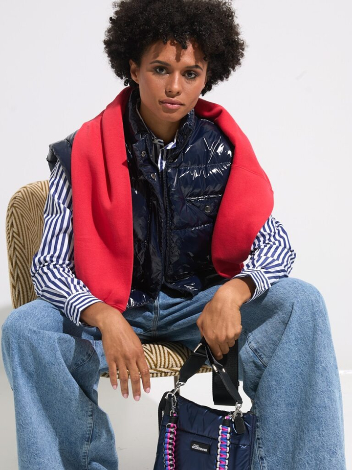 Dames shop the look van Bellerose, Clio, Ralph Lauren, DouDoun en New Balance Winter 2025 shoot 1