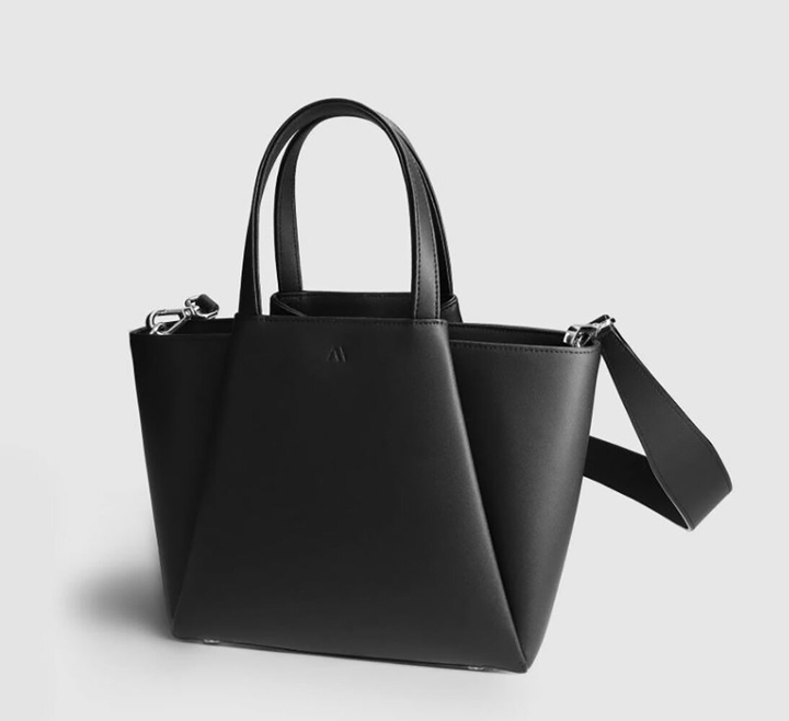 Zwarte handtas met afneembare riem Kaai