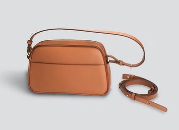 Cognac crossbody met verstelbare riem Kaai 