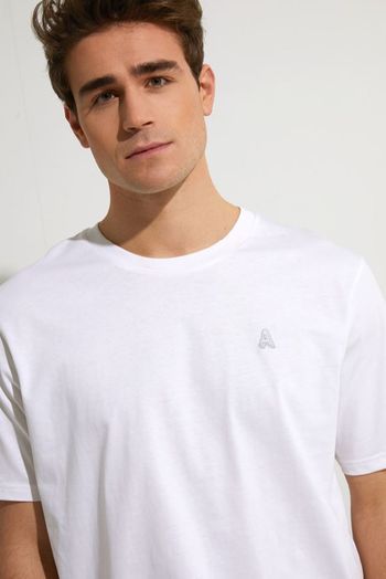 437083-7.JPG