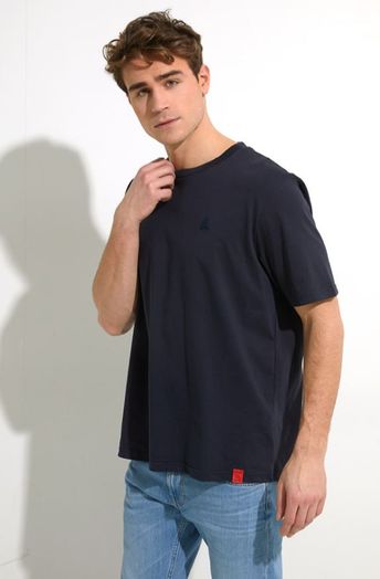 437085-6.JPG