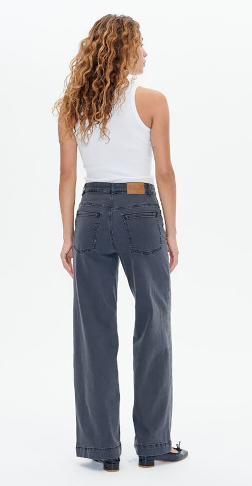 Grijze flared jeans Nicette Baum und Pferdgarten