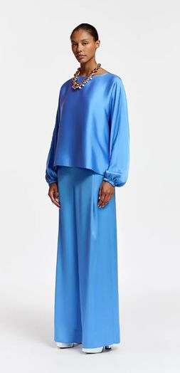 Blauwe glanzende broek met bandplooien Fault Essentiel