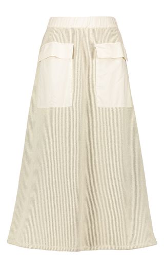 Beige midi rok met opgestikte zakken en split langsachter Vila