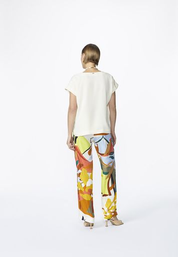 Ecru blouse met V-hals en korte mouwen Hipoo Xandres