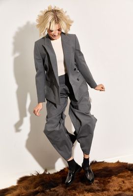 Ecru trui in cashmere met ribbels Bibi Kujten