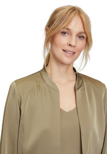 Kaki kleurig openvallende vest Vera Mont 