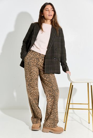 Loose fit broek in dierentprint met opgestikte zakken Gigi Pants Numph