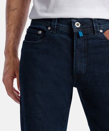 Donkerblauwe slim fit jeans Lyon Pierre Cardin 