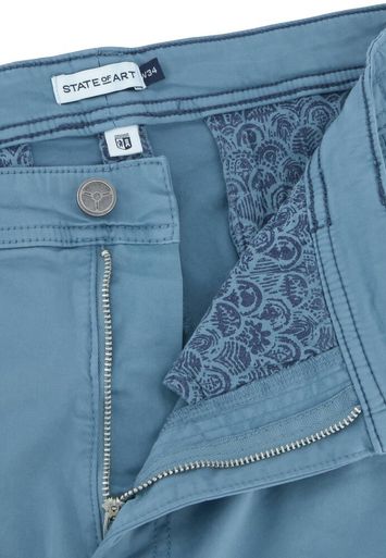 Blauw kleurige short State of Art