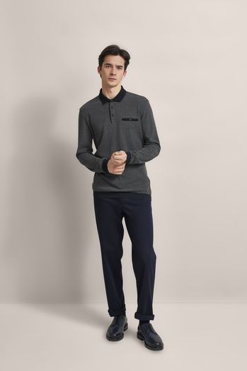 Donkerblauwe polo met lange mouwen en motief Bugatti