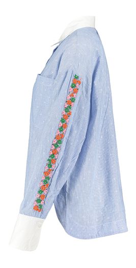 Blauw katoenen bloes met bloemendetail op de mouw Harkle Essentiel