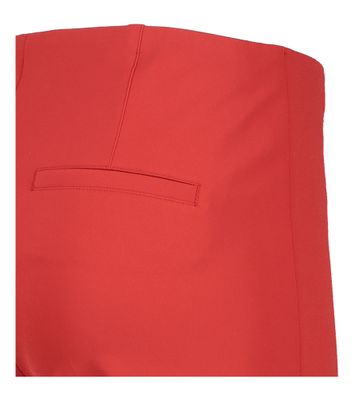 Rode aansluitende broek met bandplooien Cambio