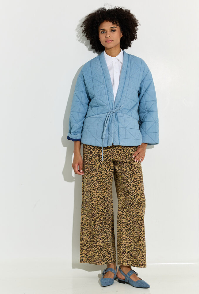 Blauwe oversized vest met structuur Hevira Ichi