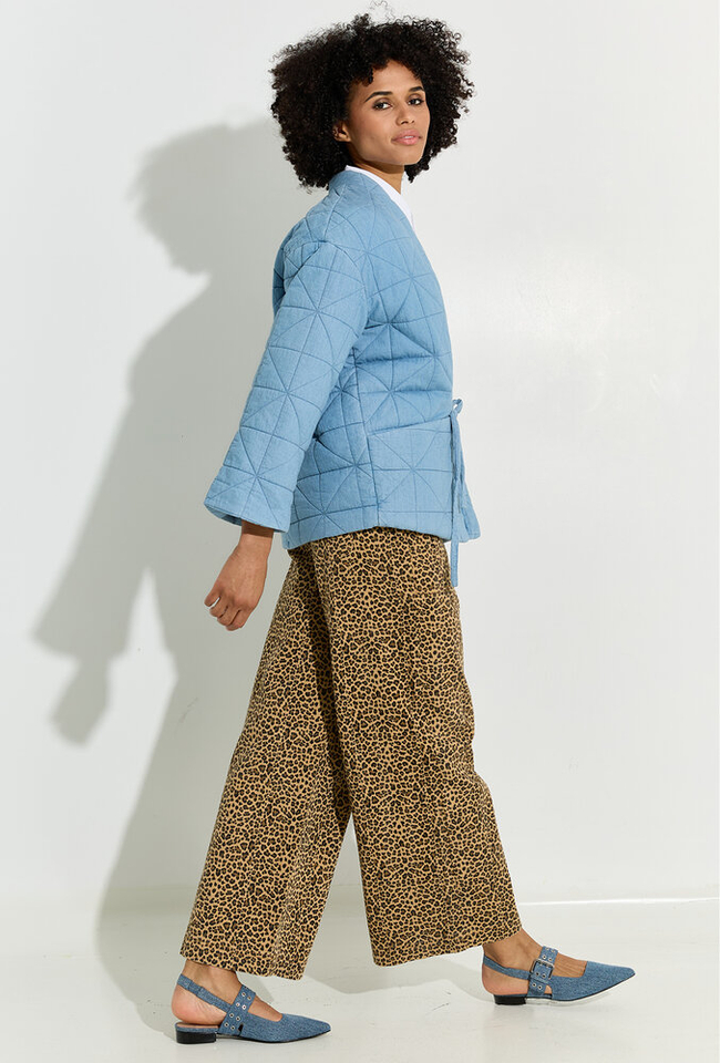 Blauwe oversized vest met structuur Hevira Ichi