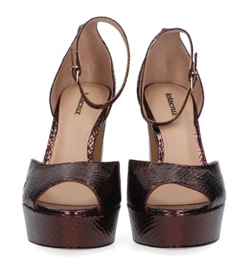 Marron sandalen mettalic met blokhak Lola Cruz