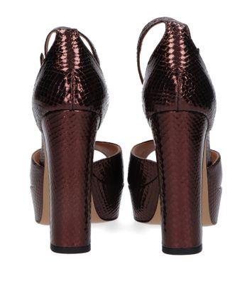 Marron sandalen mettalic met blokhak Lola Cruz