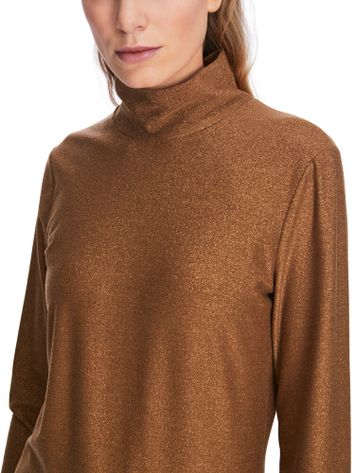 Roestkleurige lange t-shirt met glans en rolkraag Marc cain collections