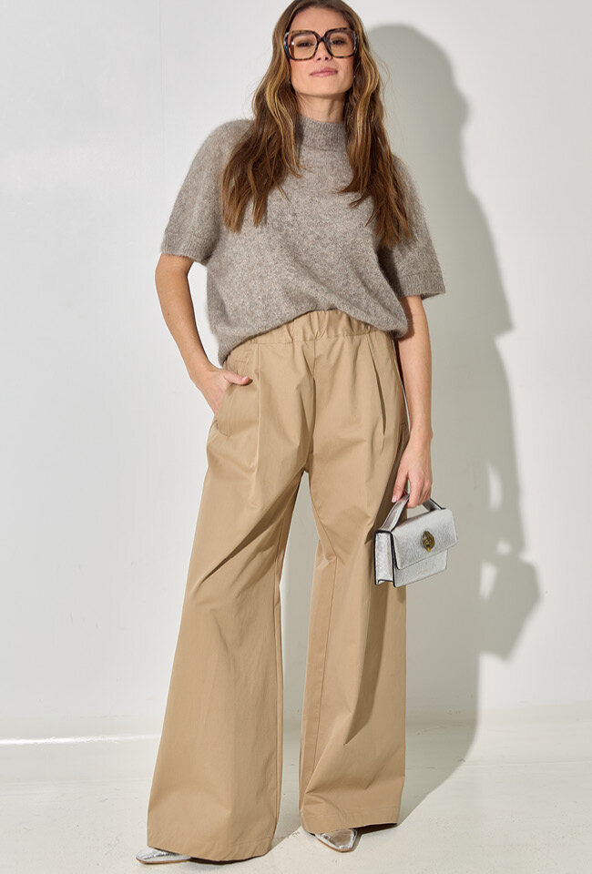 Beige wijdvallende broek met bandplooi en eleastiek Semicouture