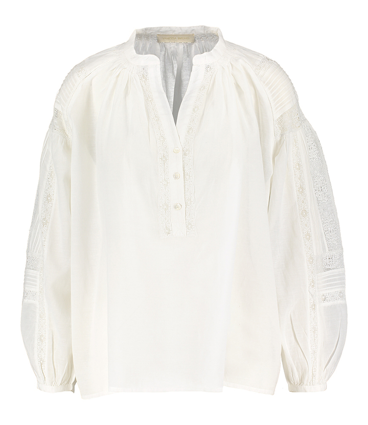 Witte bloies met broderie detail Nipoa Vanessa