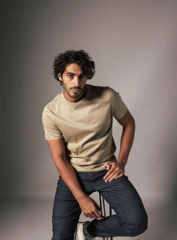 Beige t-shirt met logo op de mouw Mos Mosh 