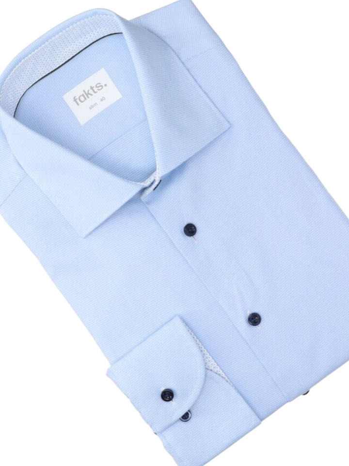 Lichtblauw katoenen hemd ( slim fit ) met details en lange mouwen Fakts