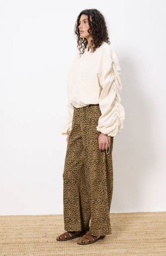 Bruinkleurige katoenen broek in dierenprint Cherin FRNCH