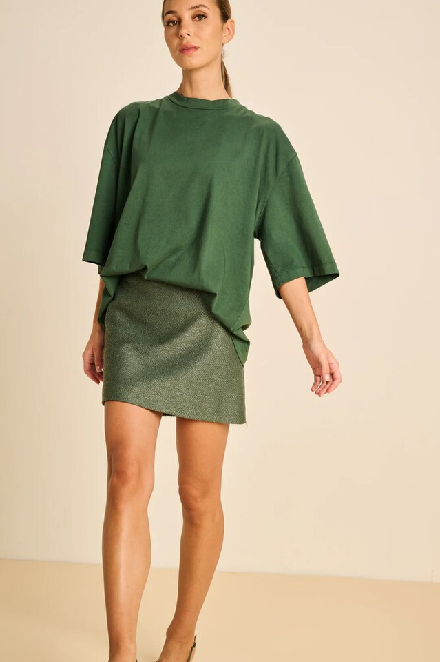Groene korte rok in structuur Isla March23