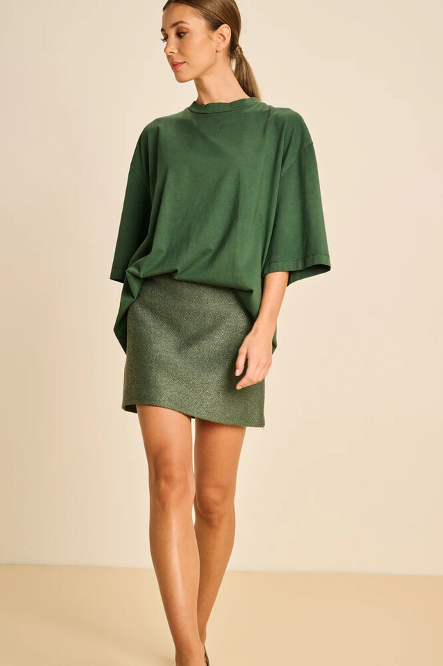 Groene korte rok in structuur Isla March23