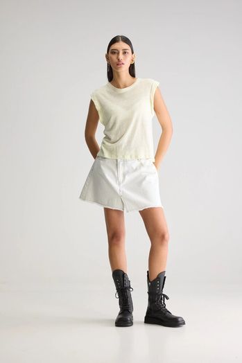 Pastelgele linnen t-shirt met korte mouwen en ronde hals Vlyn Bellerose