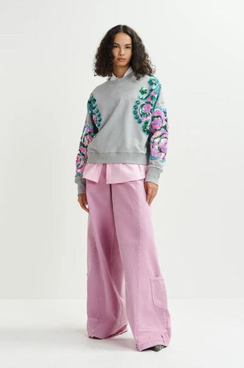 Grijze trui met mult-color bloemenprint Hecrazy Essentiel 