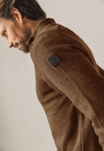 Roestkleurige pull met korte rits State of Art 
