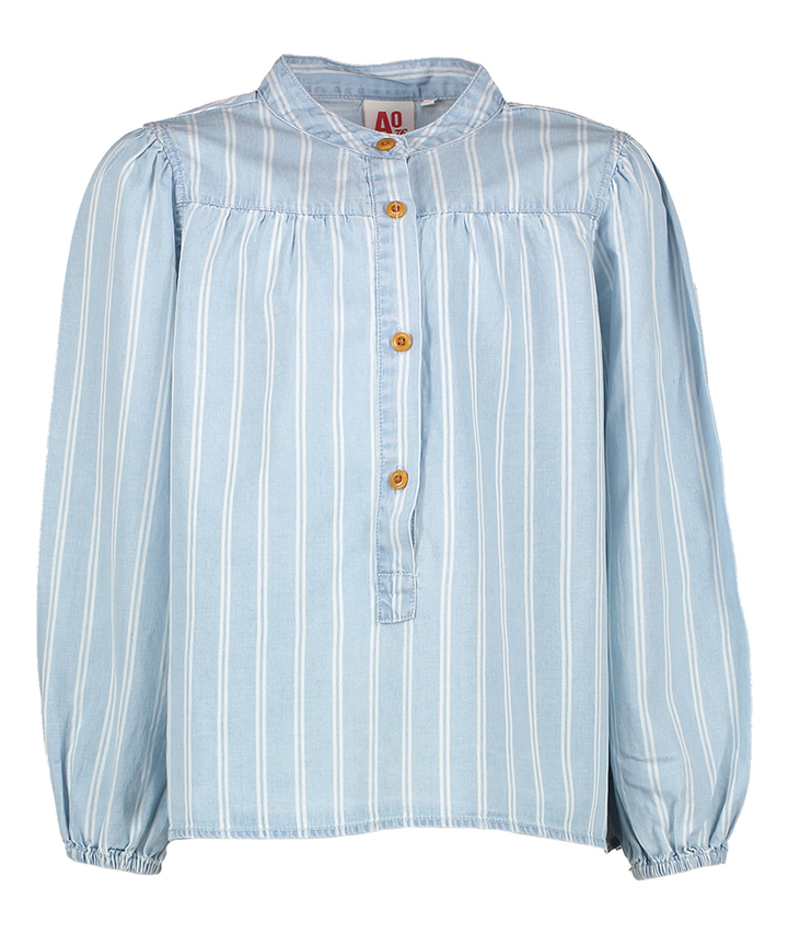 Jeansblauwe blouse met wit strepenmotief AO76