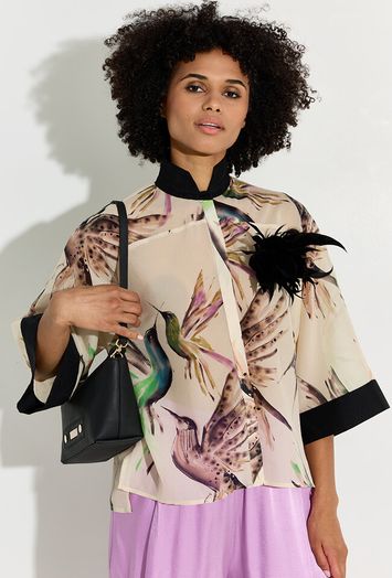 Beige blouse met multicolor vogelprint Psophia
