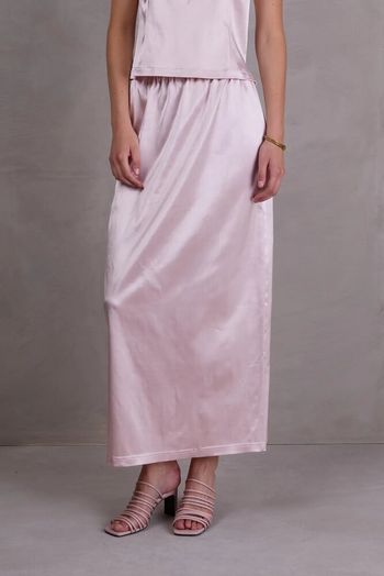 Roze glanzende jurk Fazil Nathalie Vleeschouwer 