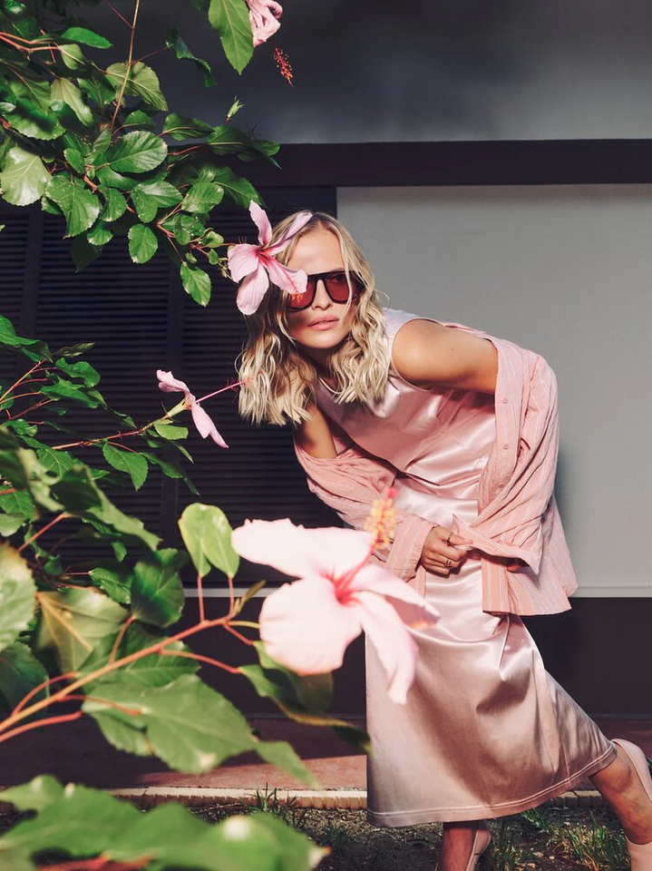 Roze glanzende jurk Fazil Nathalie Vleeschouwer