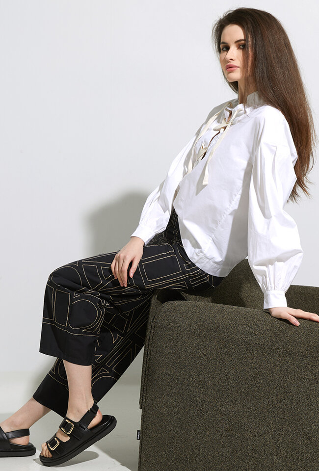 Witte bloes met touw Felise Munthe