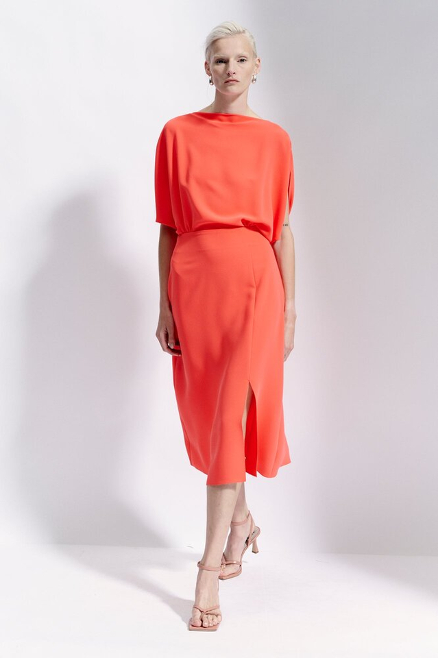 Koraal feestelijke jurk met split Calice Natan 