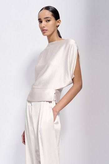 Parelmoerkleurige blouse met korte mouwen Choc Natan