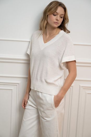 Beige pull met v-hals Ellie
