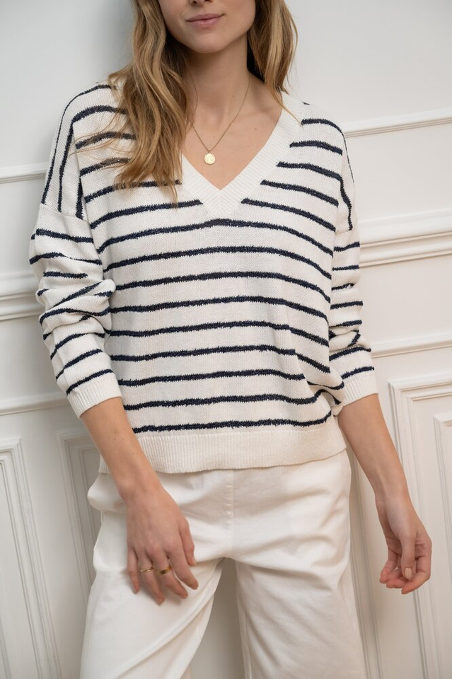 Wit met blauw gestreepte trui met v-hals Ella Jeff