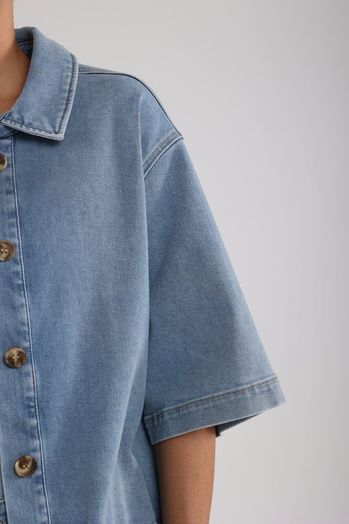 Lichtblauw jeansjasje met korte mouwen Jessie Nukus 
