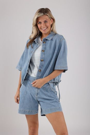 Lichtblauw jeansjasje met korte mouwen Jessie Nukus 