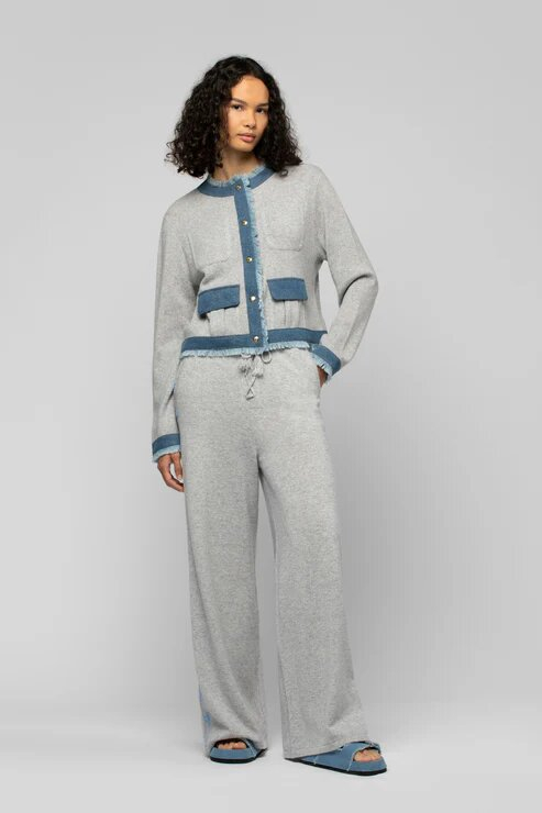 Beige trui met jeans detail Max & Moi