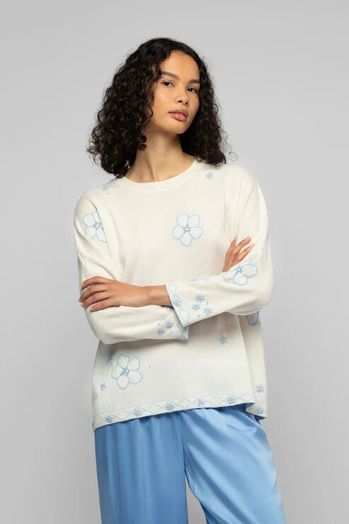 Ecru pull met lichtblauw bloemenmotief Palia Max & Moi