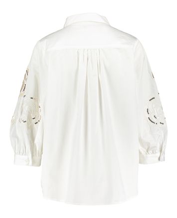 Witte bloes met detail aan de mouw Sare Atmos