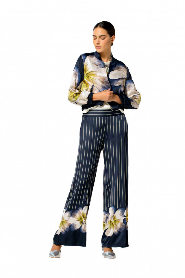 Blauw met bloemenprint blouson Caroline Biss