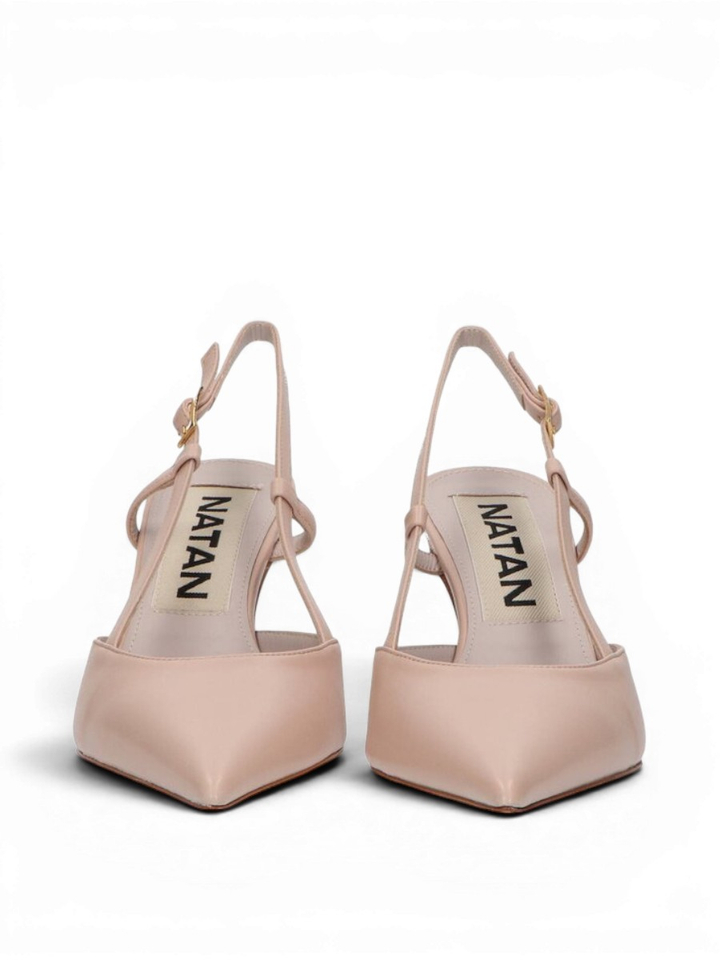 Nude kleurige slingbacks met trechterhak Natan
