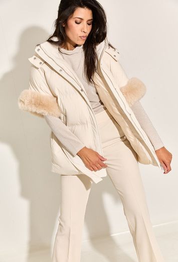 Lichtbeige t-shirt met metaaldraad en lange mouwen Marccain